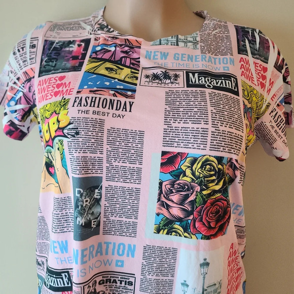 Newspaper print women's top short sleeve sz .1X tie in front - Picture 2 of 8